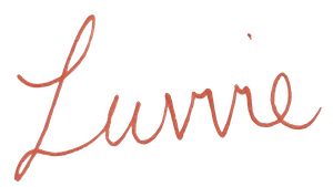 Luvvie - Signature